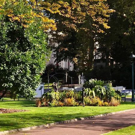 Meuble L'oree Du Parc Apartment Aix-les-Bains